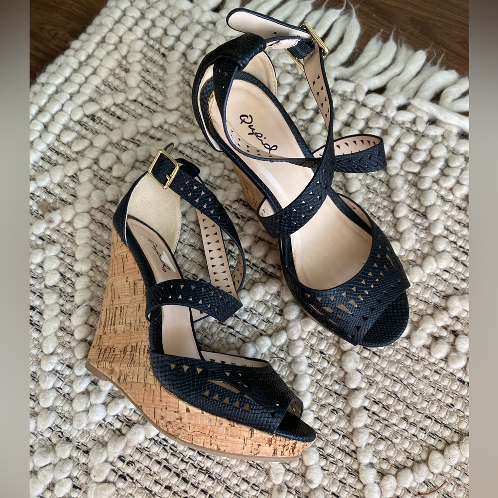 Qupid‎ Wedges Sz 5.5